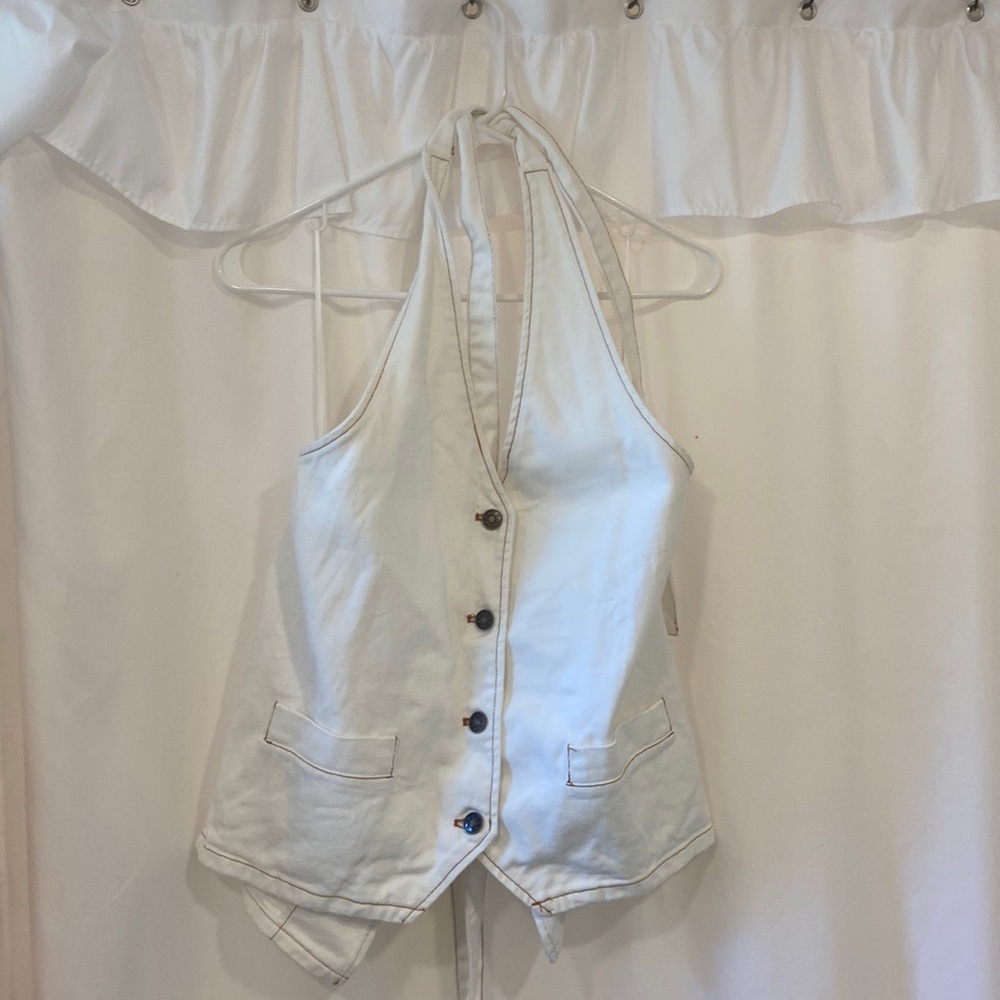 Lioness halter top